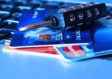 padlock-creditcards