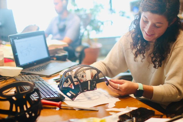 woman-building-headset
