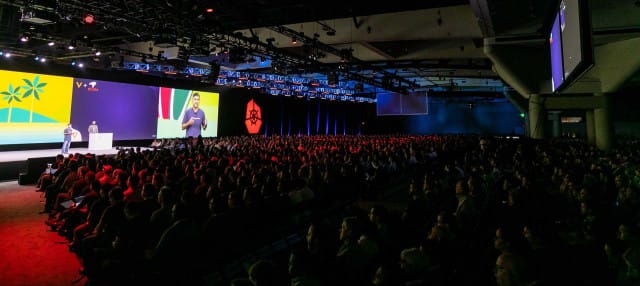 KubeCon NA 2023 keynote audience